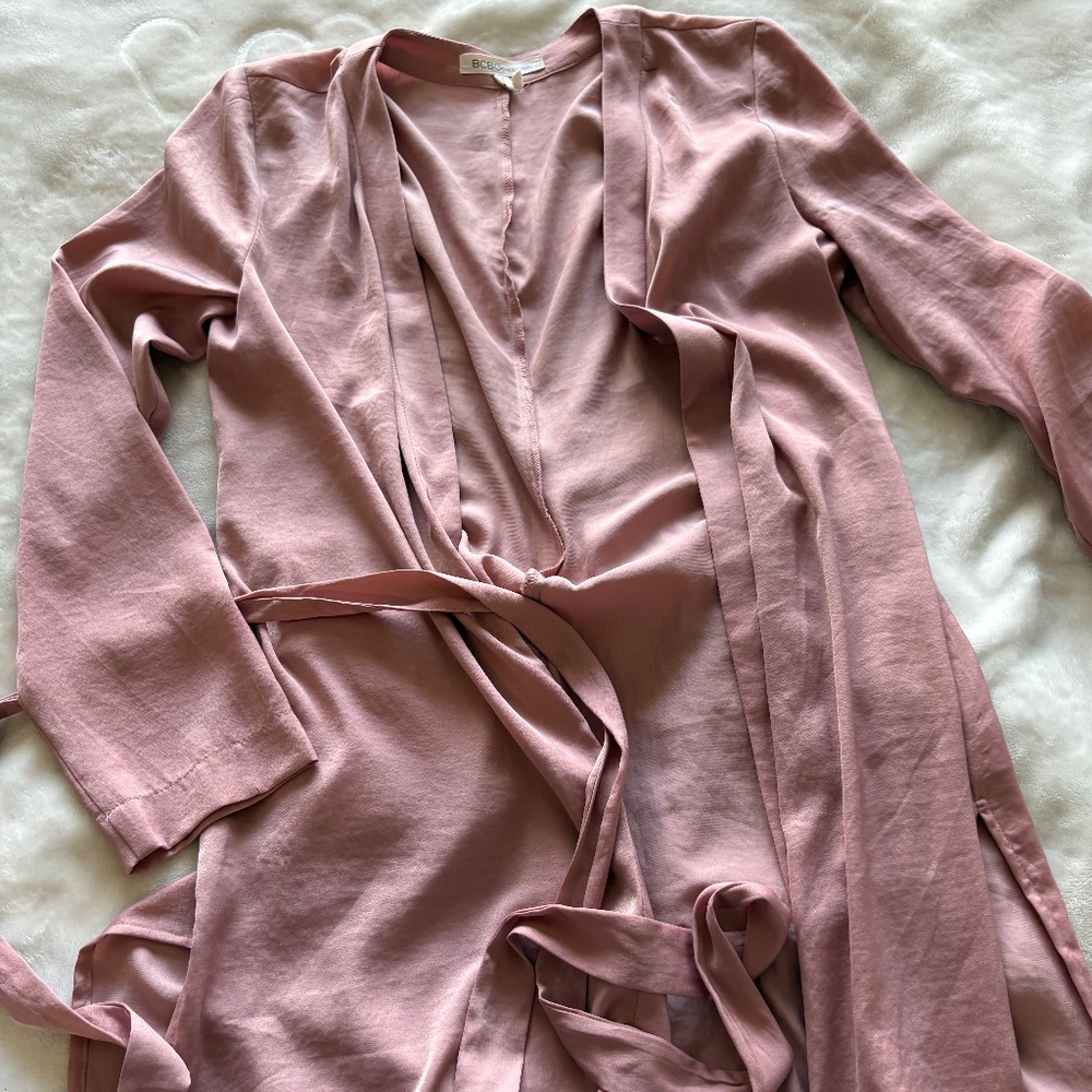 BCBG shall with belt